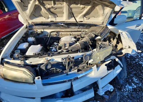 2004 Isuzu Axiom Xs z USA, uszkodzony, nr VIN 4S2DE58Y944602599